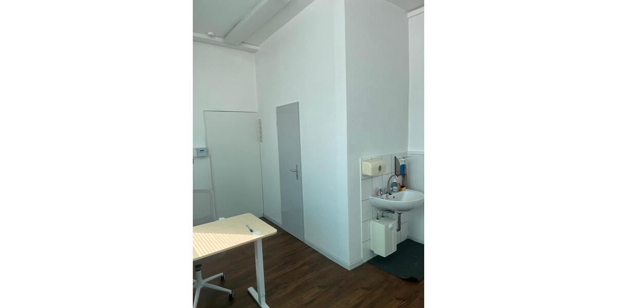 Gewerbeobjekt Duisburg - 660&euro; | Angebot:26061363