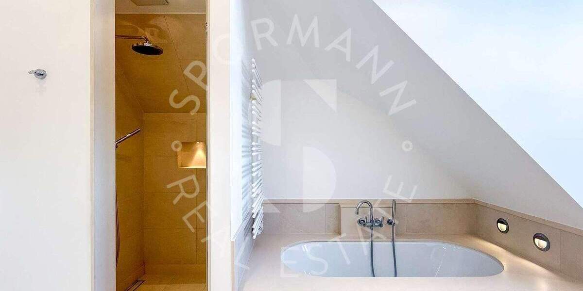 Luxuriöse 4-Zimmer-Maisonette im Zooviertel - Süd-Balkon, Einbauküche & zwei TG-Stell 4 zimmer