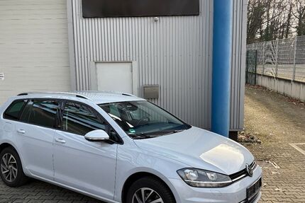VW Golf 98.251 km 11.945 &euro; Erkrath 40699