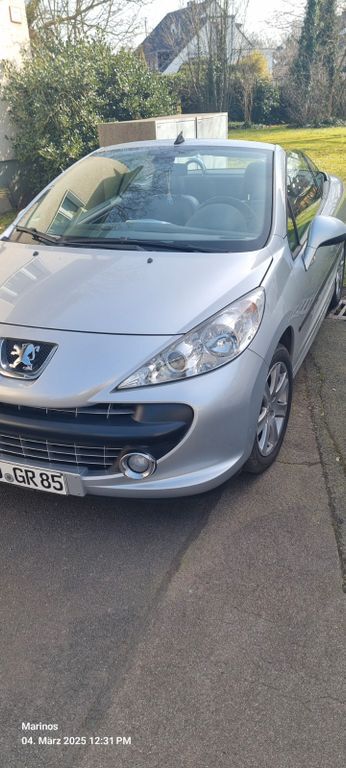 Peugeot 207 92.250 km 3.750 € Düsseldorf 40468
