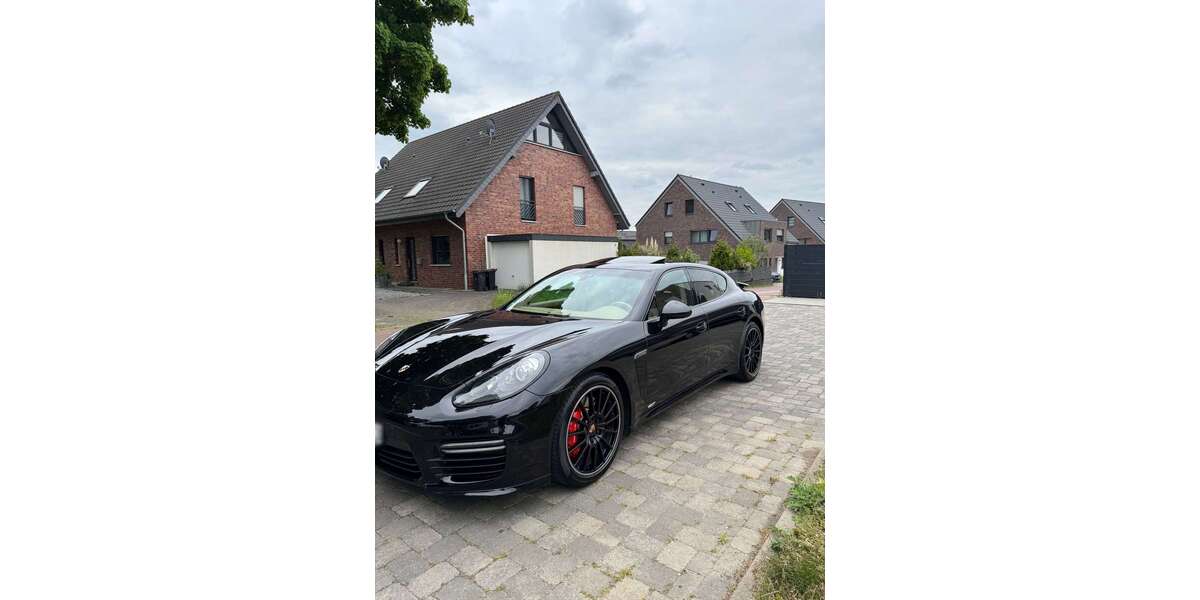 Porsche Panamera 187.800 km 35.800 &euro; Moers 47441