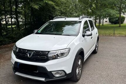 Dacia Sandero 144.000 km 6.800 &euro; Oberhausen 46147
