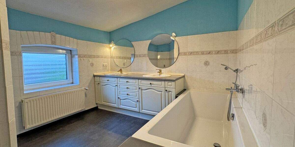 Attraktive Eigentumswohnung in zentraler Lage von Wesel - vielseitig nutzbar, mit Potenzial 3 zimmer