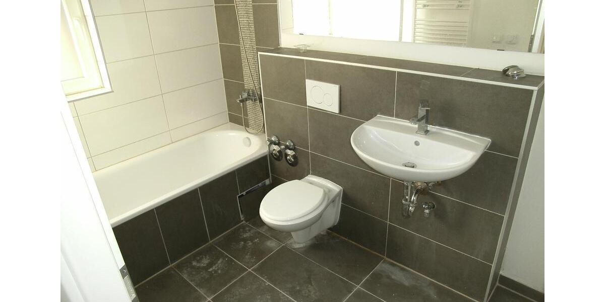 Maisonettenwohnung Velbert - 4 Zimmer, 107 m&sup2;, 898&euro; | Angebot:25066387