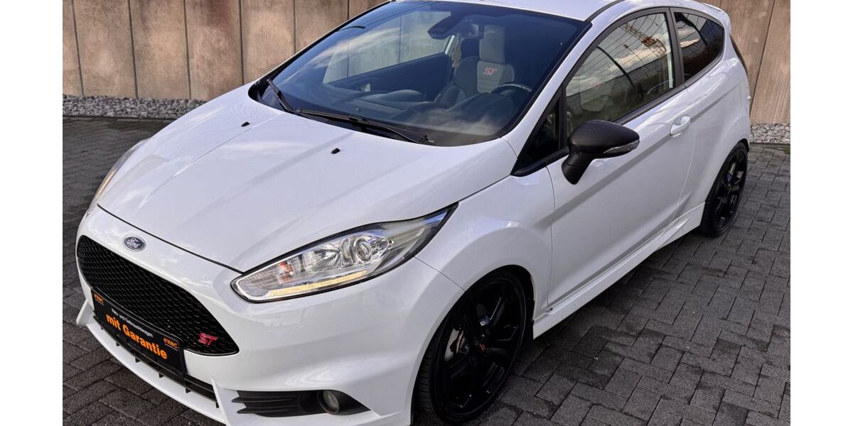 Ford Fiesta 157.000 km 7.290 &euro; Dinslaken 46539