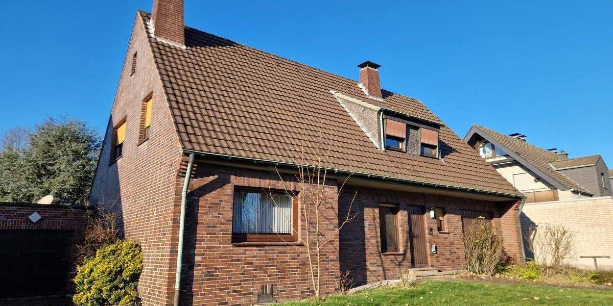 Einfamilienhaus Oberhausen Sterkrade-Nord - 9 Zimmer, 254 m&sup2;, 699.500&euro; | Angebot:25779201