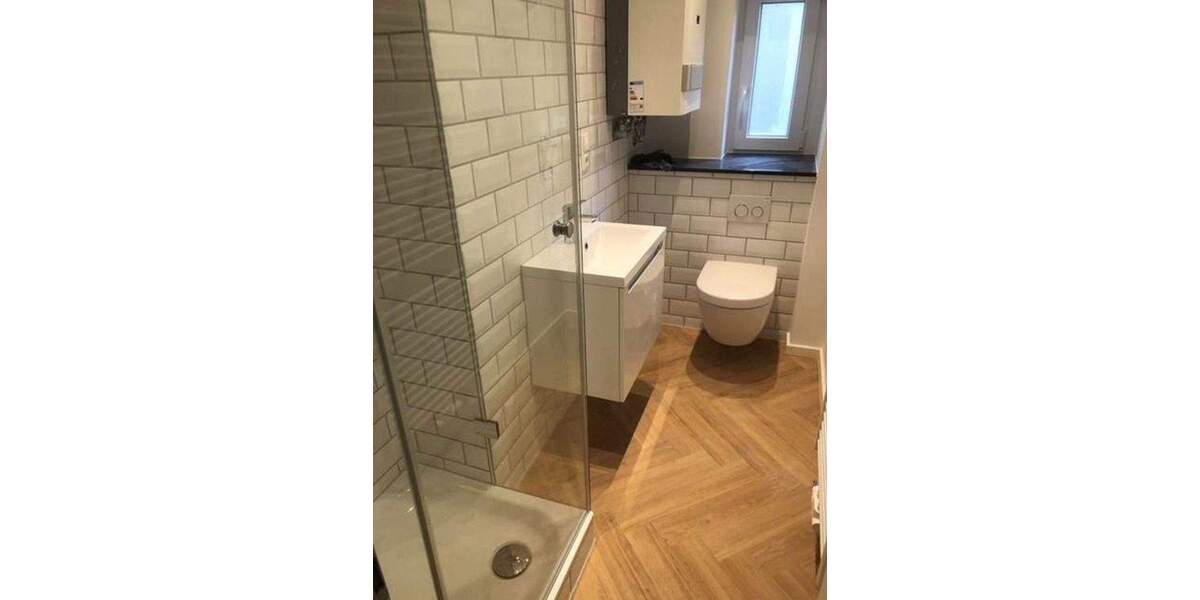 Jugendstil-MFH auf der Tannenstraße von Privat 1 zimmer