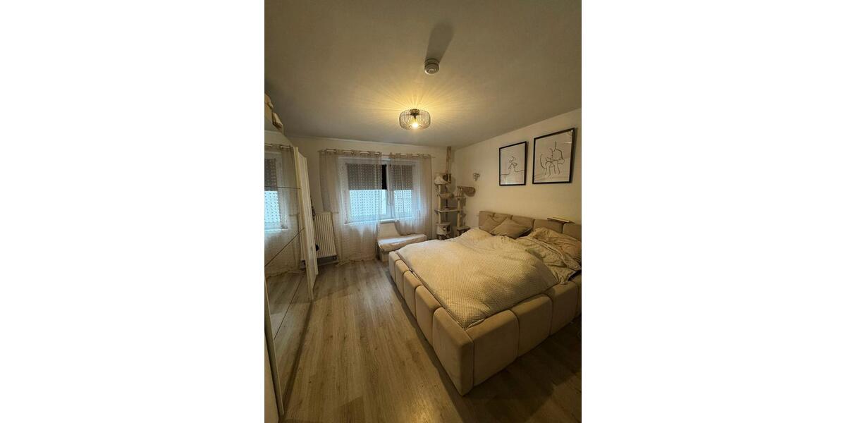 Etagenwohnung Duisburg Duisburg-Mitte - 3.5 Zimmer, 77 m&sup2;, 179.000&euro; | Angebot:27004144