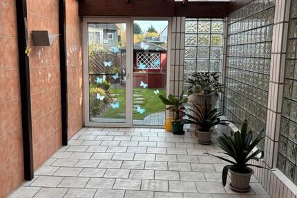 100 m² Wohnung zu Vermieten 3 zimmer