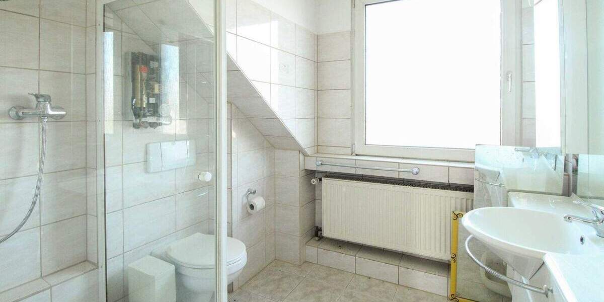 Townhouse in St.Tönis: Gestaltbares Zuhause mit Garten und Terrasse 7 zimmer