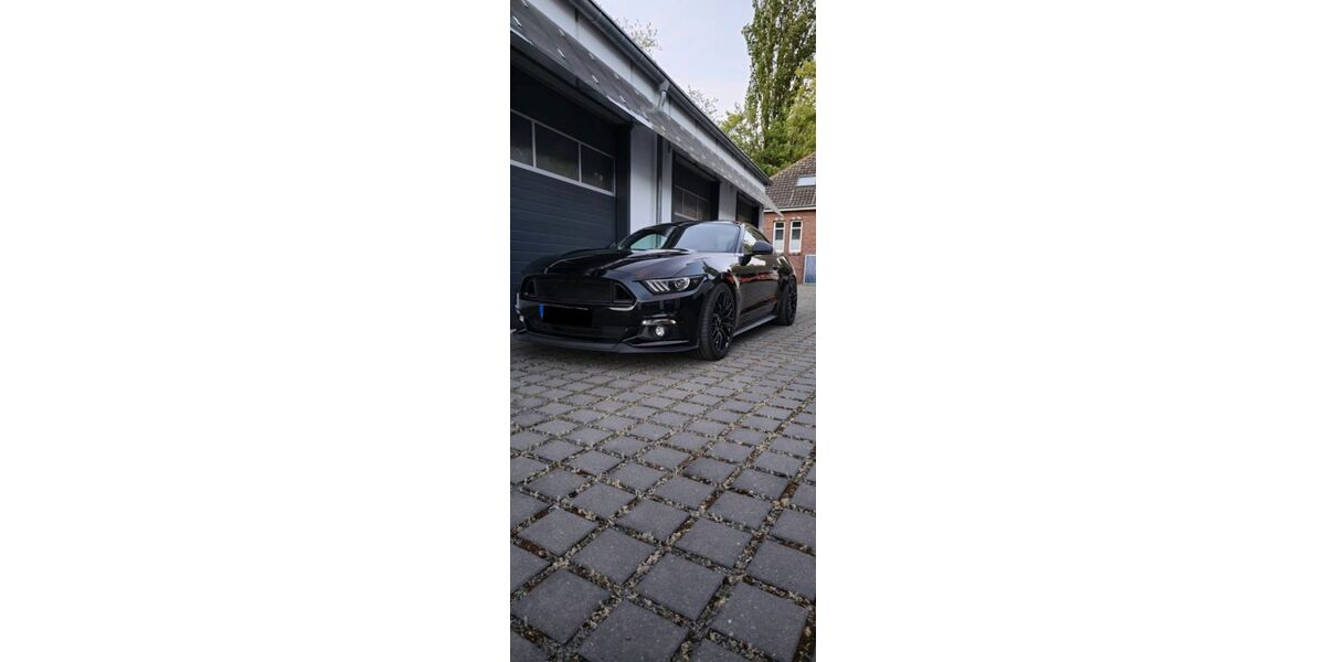 Ford Mustang 43.000 km 43.000 &euro; Bochum 44892