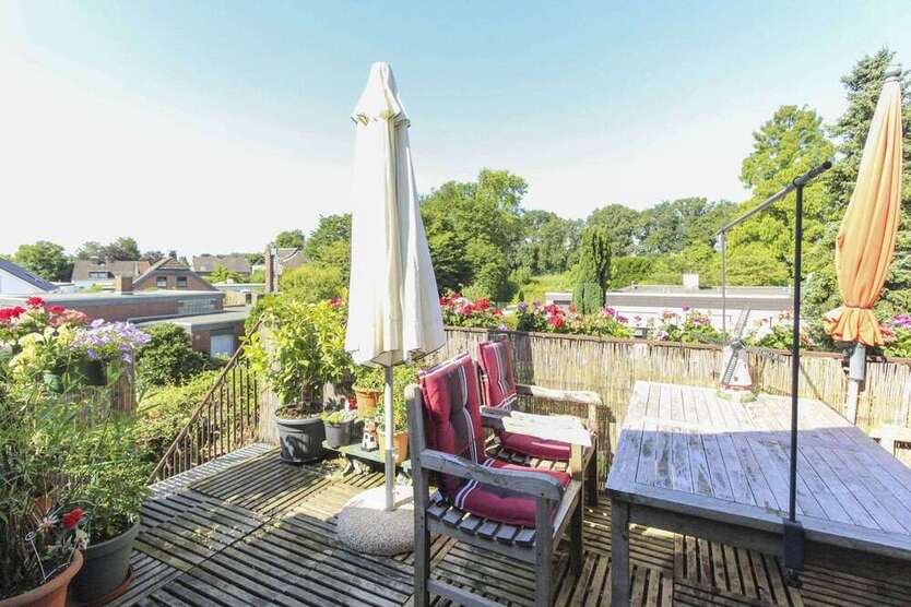 Wohnung zum Kaufen in Krefeld 225.000 € 90.01 m²
