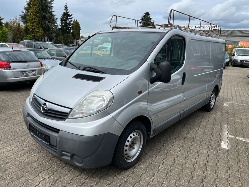 Opel Vivaro 195.000 km 6.980 € Herten 45701
