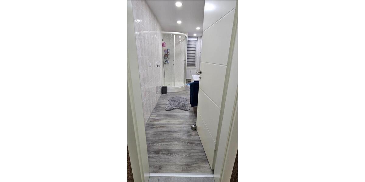 Etagenwohnung Oberhausen - 3 Zimmer, 62 m&sup2;, 139.000&euro; | Angebot:25081265