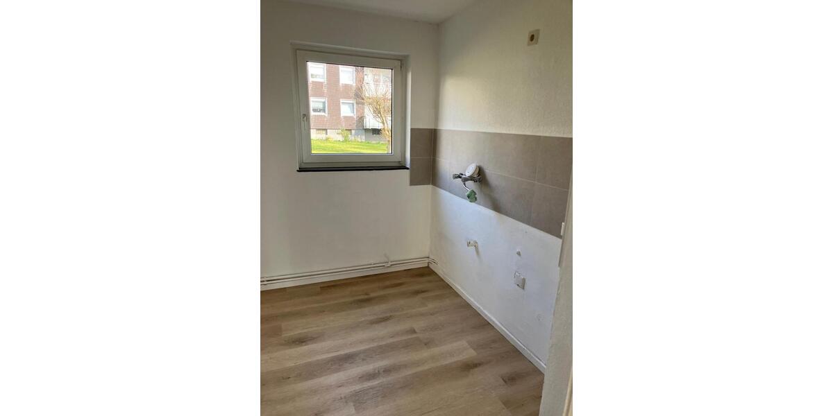 Etagenwohnung Velbert Pöthen - 3 Zimmer, 64 m&sup2;, 490&euro; | Angebot:25220401