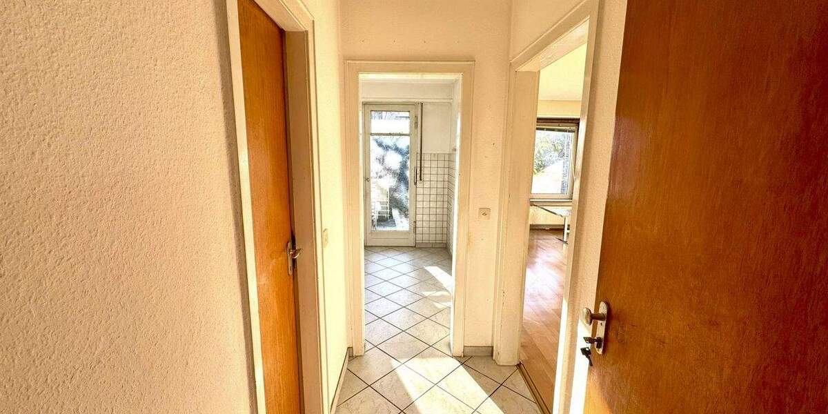 Reihenmittelhaus Erkrath Hochdahl - 6 Zimmer, 118 m&sup2;, 350.000&euro; | Angebot:25717644