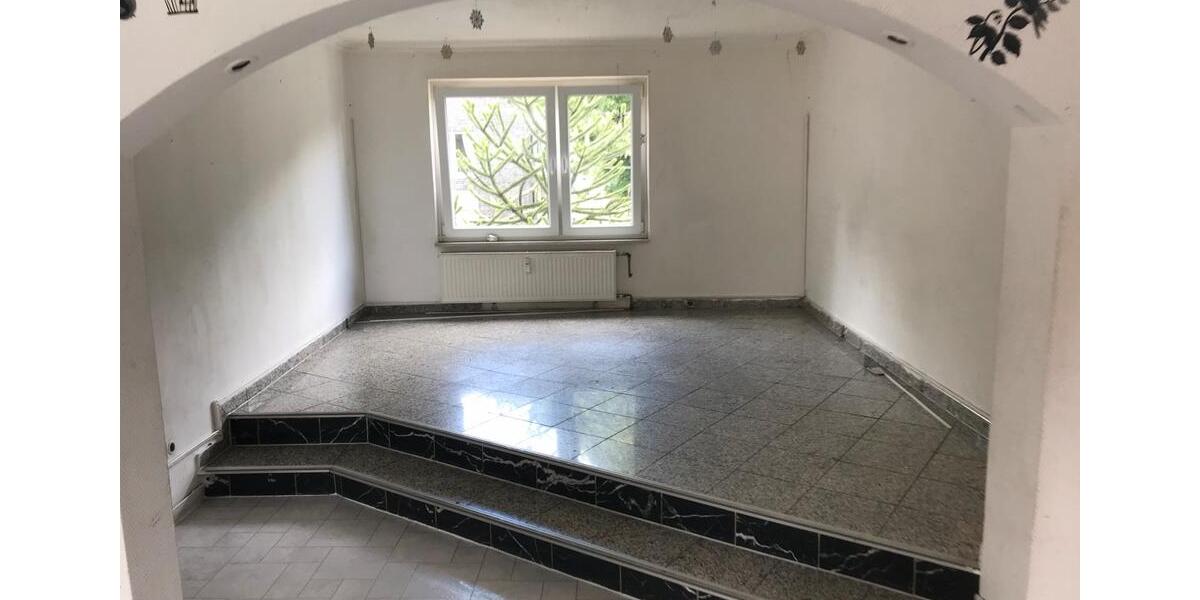 Doppelhaushälfte Essen Stadtbezirk IV - 9 Zimmer, 160 m&sup2;, 360.000&euro; | Angebot:27158246