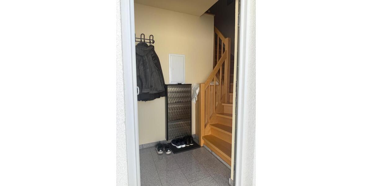 Dachgeschoßwohnung Duisburg Duisburg-Mitte - 2.5 Zimmer, 65 m&sup2;, 189.000&euro; | Angebot:26815438