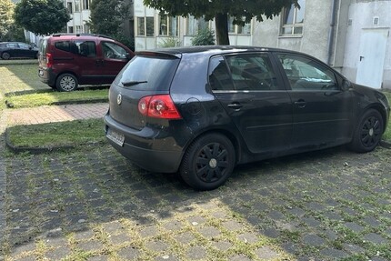 VW Golf V 171.000 km 2.600 € Duisburg 47051