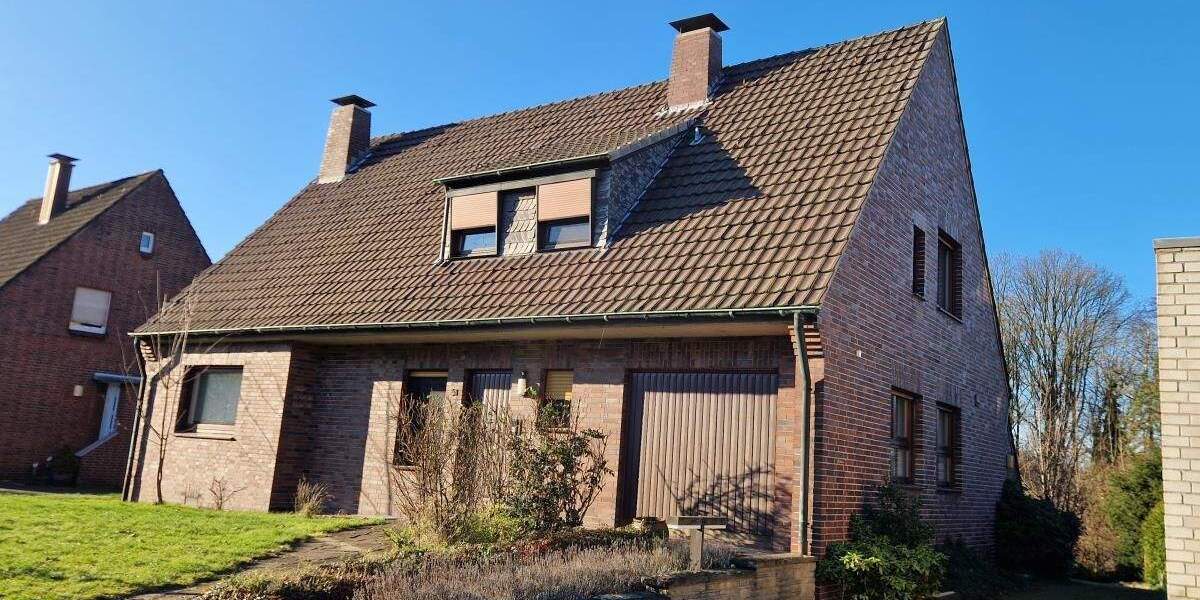 Einfamilienhaus Oberhausen Sterkrade-Nord - 9 Zimmer, 254 m&sup2;, 699.500&euro; | Angebot:25779201