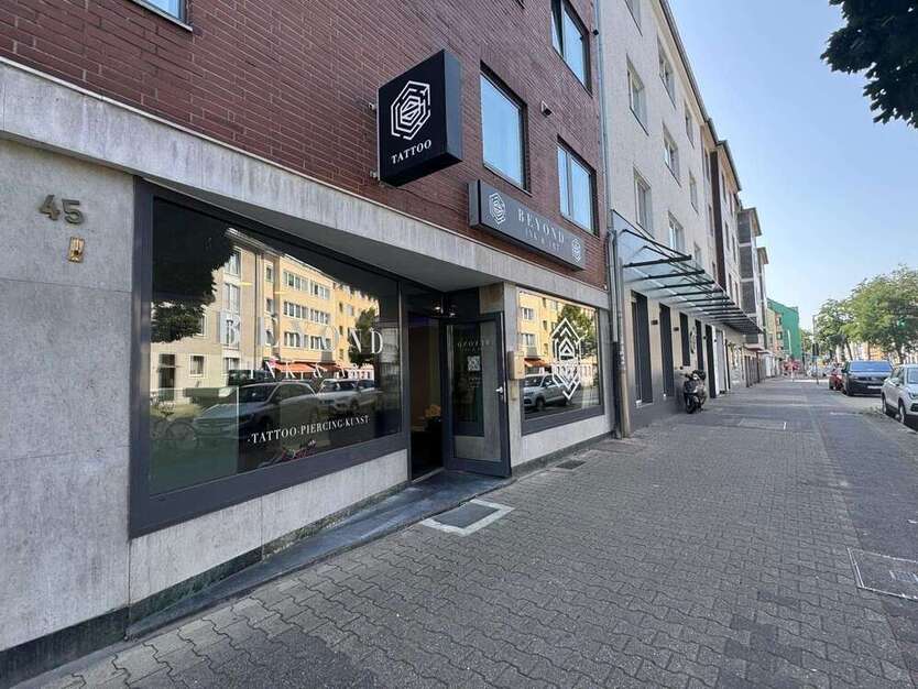 Büro in Düsseldorf 1.150 € 140 m²