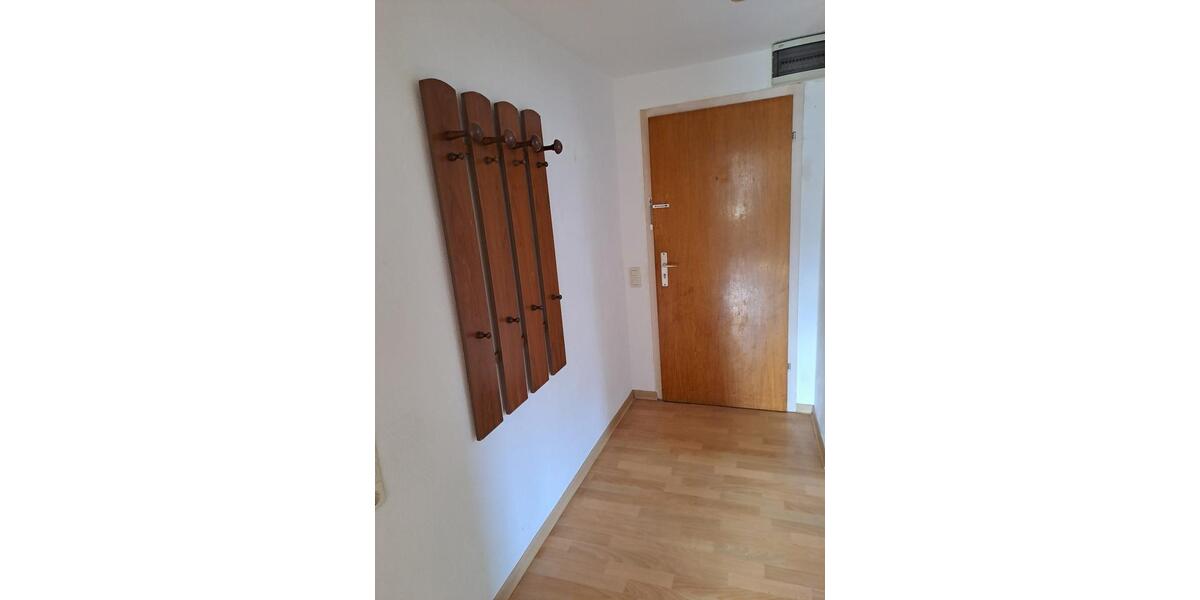 Dachgeschoßwohnung Krefeld - 1 Zimmer, 56 m&sup2;, 448&euro; | Angebot:25541251