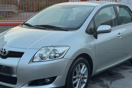 Toyota Auris 157.000 km 4.990 &euro; Herten 45701