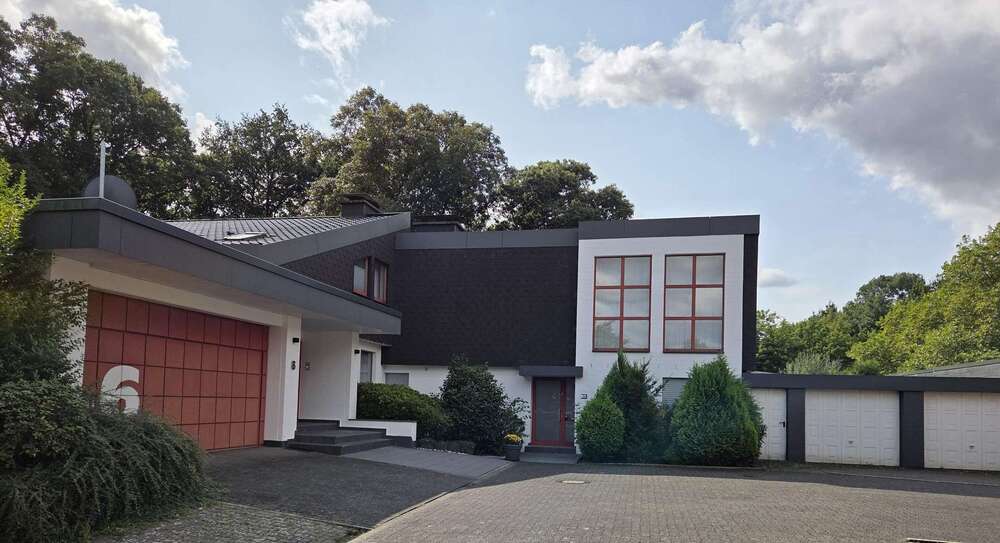 Einfamilienhaus Gladbeck Rentfort - 8.5 Zimmer, 273 m&sup2;, 1.300.000&euro; | Angebot:25625752