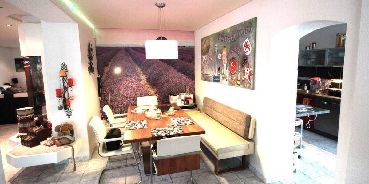Mehrfamilienhaus, Wohnhaus Düsseldorf Hubbelrath - 7 Zimmer, 237 m&sup2;, 870.000&euro; | Angebot:26417364