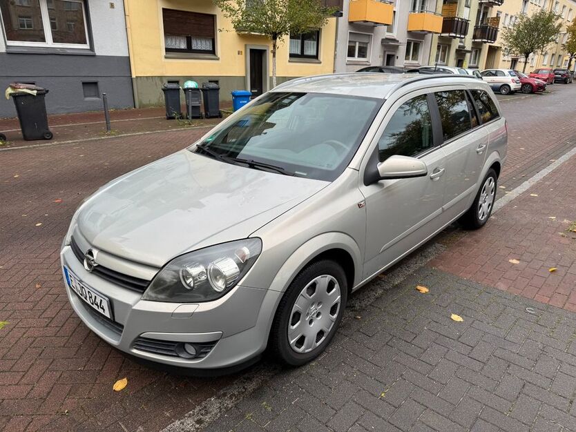 Opel Astra 78.000 km 2.850 € ESSEN 45359
