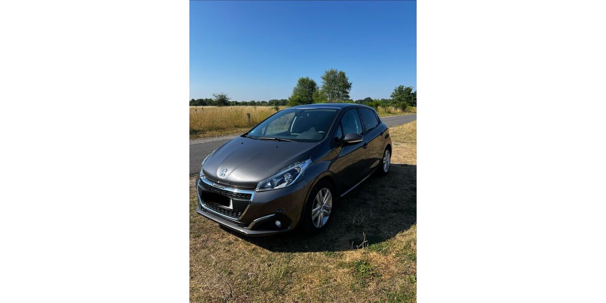 Peugeot 208 69.880 km 8.600 &euro; Rheinberg 47495