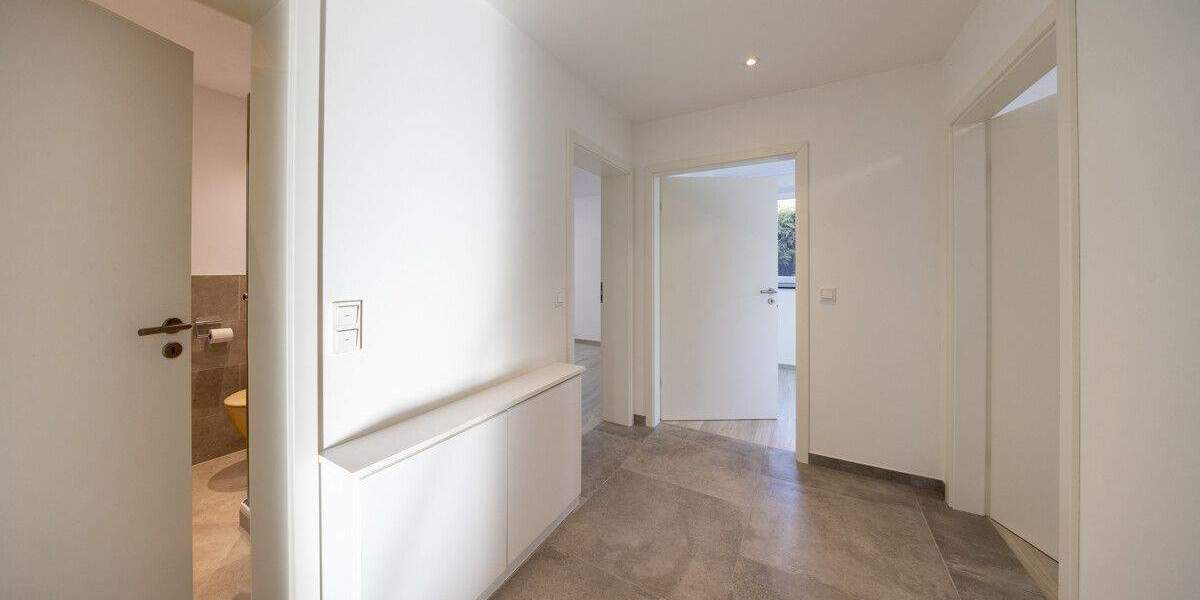 Energieeffizientes Wohnjuwel in Top-Lage! Kernsanierter Bungalow am Strümper Berg 7 zimmer