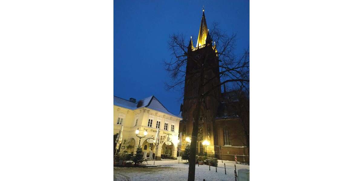 Wohnung zum Mieten in Krefeld 950 € 102 m² 2.5 zimmer