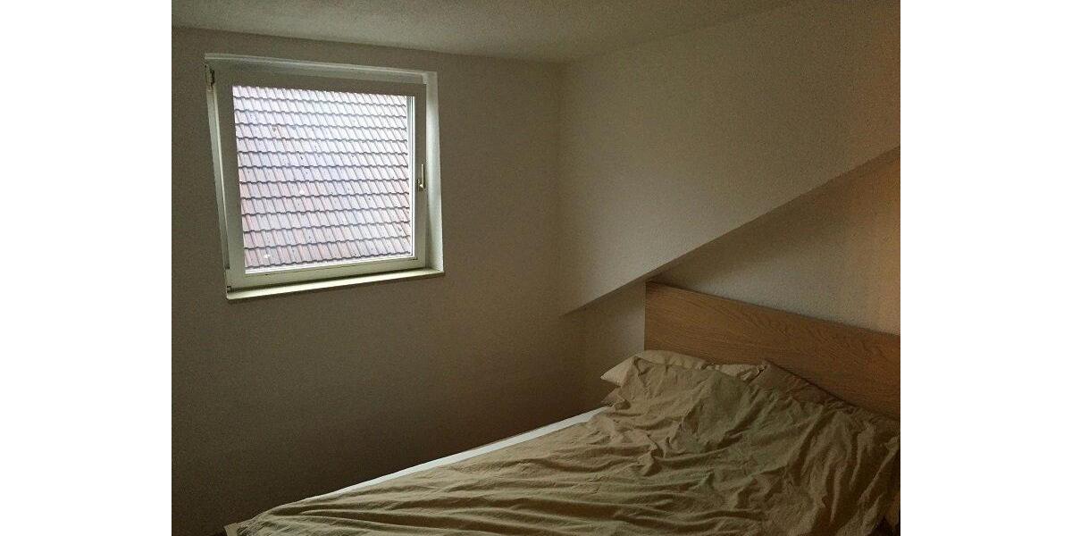 Dachgeschoßwohnung Bochum Querenburg - 3 Zimmer, 40 m&sup2;, 119.000&euro; | Angebot:26409308