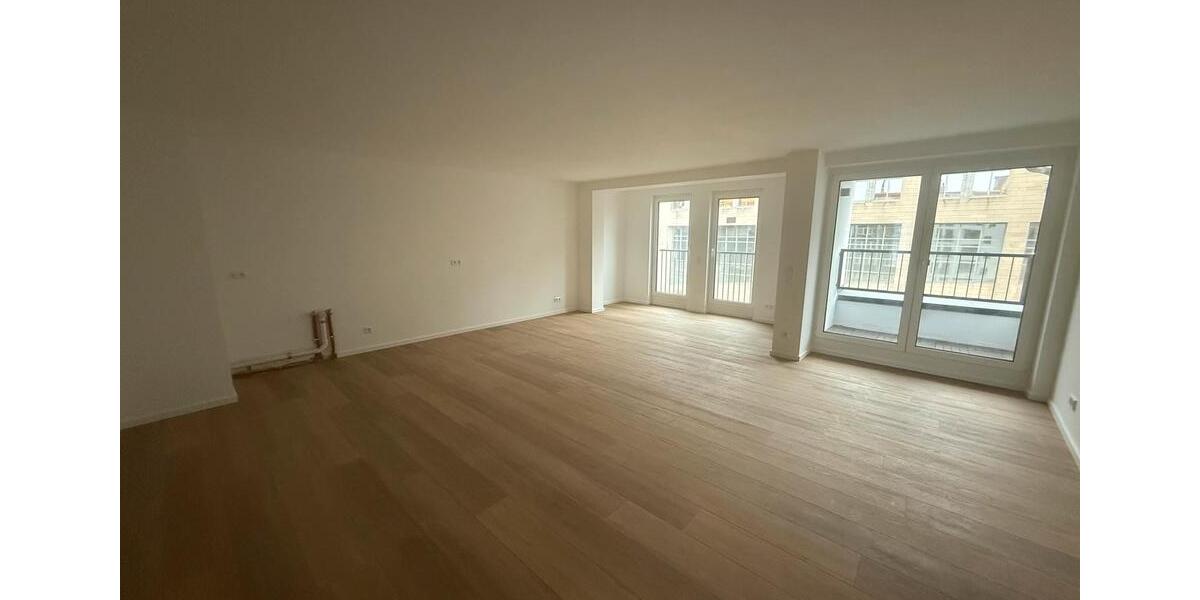 Etagenwohnung Düsseldorf Stadtmitte - 4 Zimmer, 106 m&sup2;, 1.800&euro; | Angebot:25267754