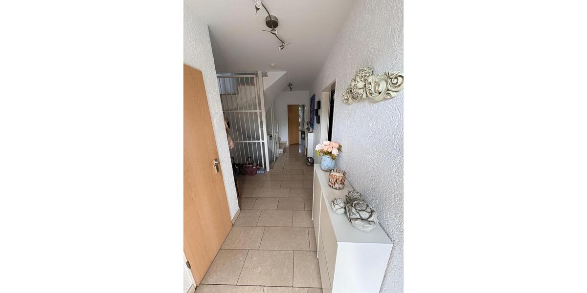 Reihenhaus Duisburg Rheinhausen - 7 Zimmer, 135 m&sup2;, 449.000&euro; | Angebot:27054483