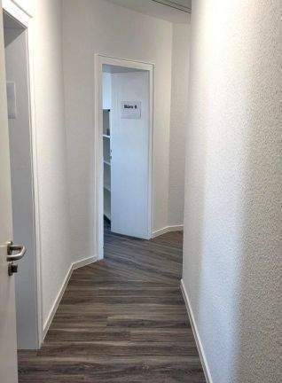 Vielfältig nutzbare Büro- Praxisräume mitten in Düsseldorf – Oststraße! 1 zimmer