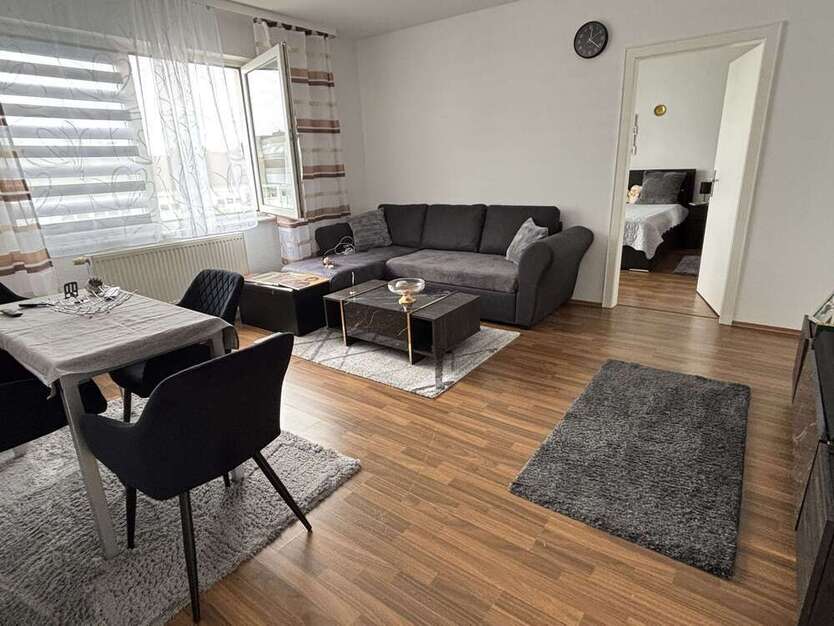 Wohnung zum Kaufen in Krefeld 117.000 € 58 m²