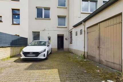 Haus zum Kaufen in Essen 699.000 € 400 m² 11 zimmer