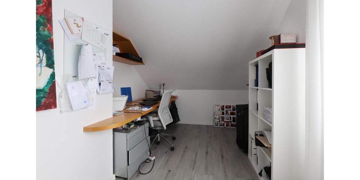 Platz zum Leben – großzügige Doppelhaushälfte in ruhiger Umgebung! 5 zimmer