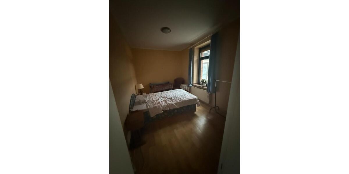 Einfamilienhaus Krefeld Benrad - 7 Zimmer, 250 m&sup2;, 400.000&euro; | Angebot:27162454