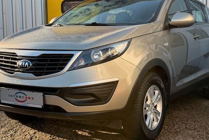 Kia Sportage 124.000 km 7.900 &euro; Krefeld 47799