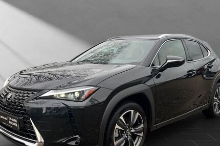 Lexus UX 21.240 km 28.450 &euro; Duisburg 47055