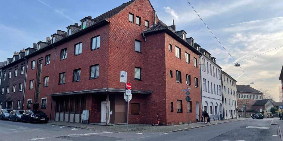 Sieben Mehrfamilienhäuser in Essen und Oberhausen- ein Eigentümer. 1 zimmer