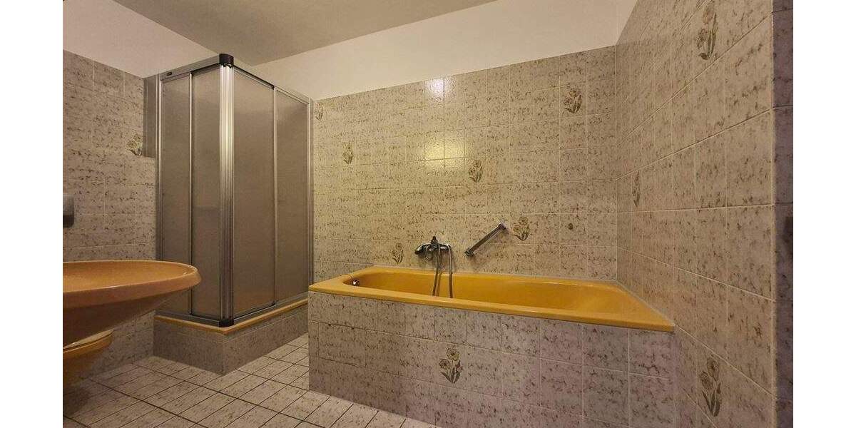 Etagenwohnung Essen Überruhr-Holthausen - 3 Zimmer, 93 m&sup2;, 219.000&euro; | Angebot:25602688