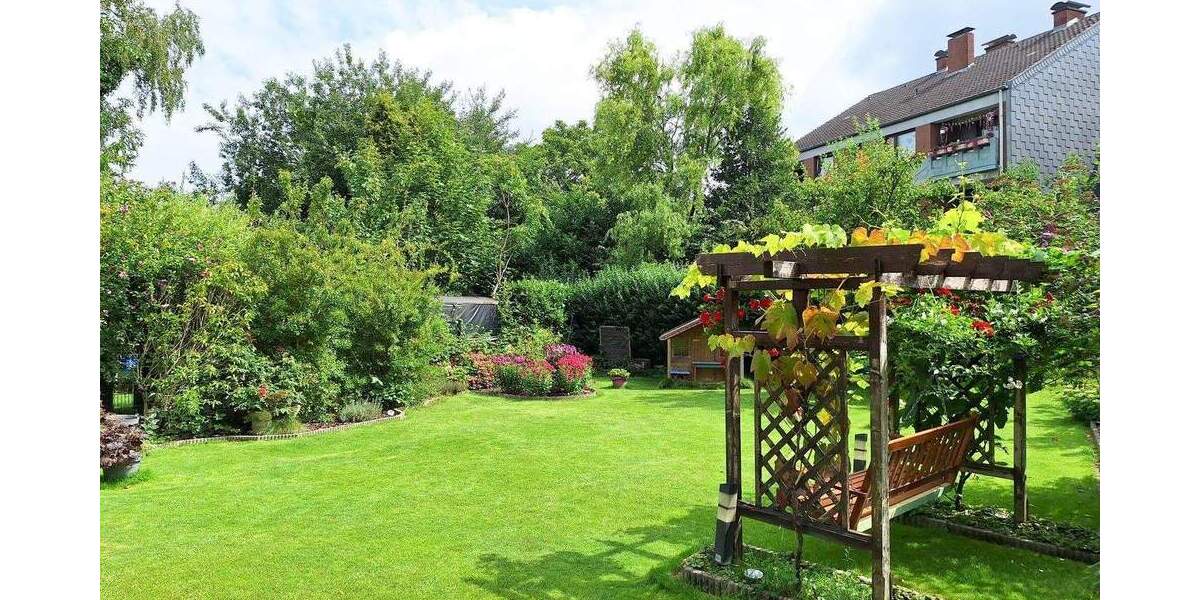 Mehrfamilienhaus, Wohnhaus Krefeld Linn - 8 Zimmer, 204 m&sup2;, 599.000&euro; | Angebot:25755263
