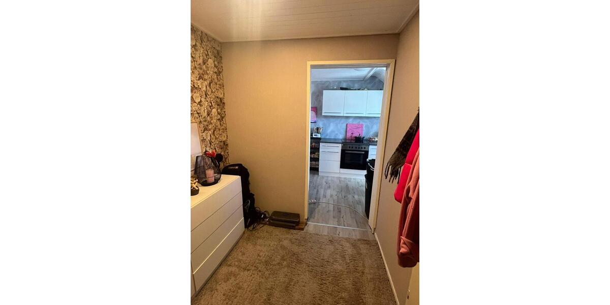 Gemütliche Single Wohnung , DG , 49qm , 2FH , DU.Homb.-Hochheide 2 zimmer