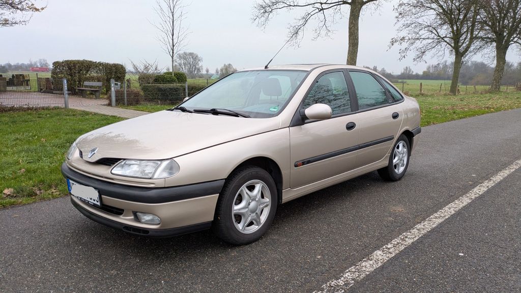 Renault Laguna 71.400 km 2.900 &euro; Wesel 46487
