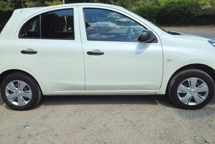 Nissan Micra 76.339 km 5.900 &euro; Oberhausen 46147