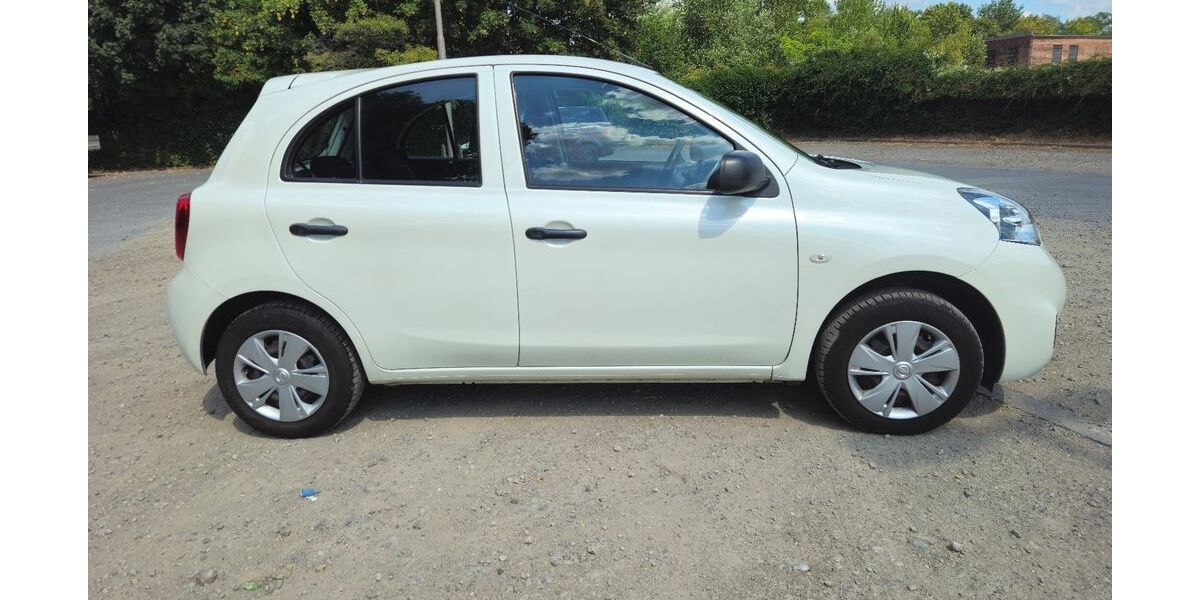 Nissan Micra 76.339 km 5.900 &euro; Oberhausen 46147